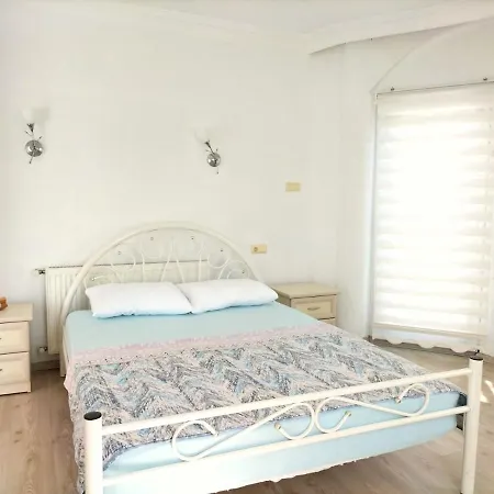 Koycegiz'de Bagimsiz Havuzlu Luks Villa: Bulbul Koycegiz (Mugla)
