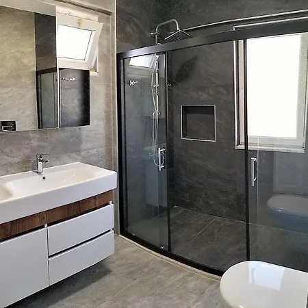 Koycegiz'de Bagimsiz Havuzlu Luks Villa: Bulbul Koycegiz (Mugla)