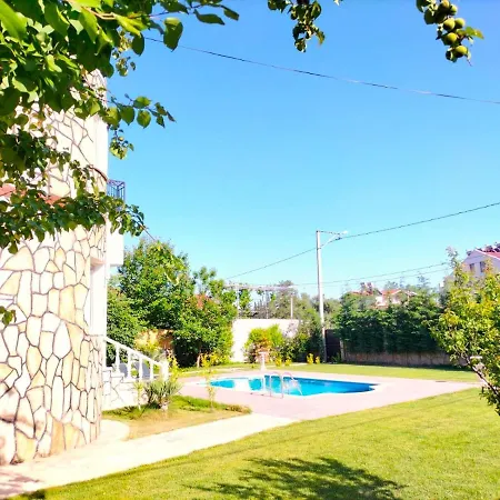Koycegiz'de Bagimsiz Havuzlu Luks Villa: Bulbul *