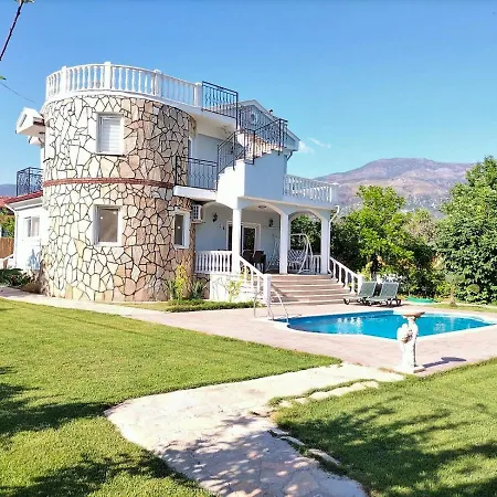 Koycegiz'de Bagimsiz Havuzlu Luks Villa: Bulbul * Koycegiz (Mugla)