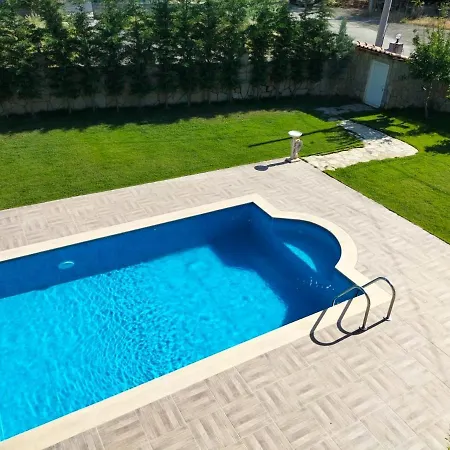 Koycegiz'de Bagimsiz Havuzlu Luks Villa: Bulbul