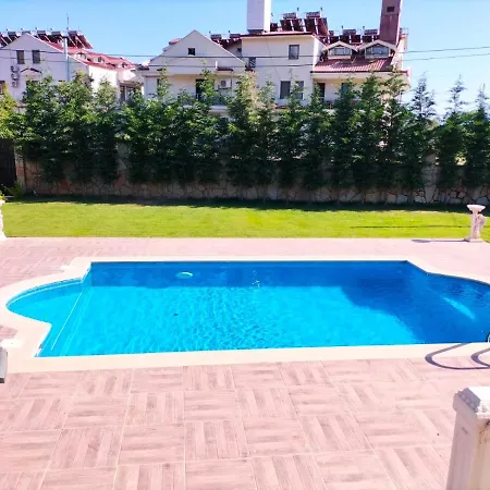 Koycegiz'de Bagimsiz Havuzlu Luks Villa: Bulbul Koycegiz (Mugla)