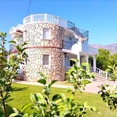 Koycegiz'de Bagimsiz Havuzlu Luks Villa: Bulbul *